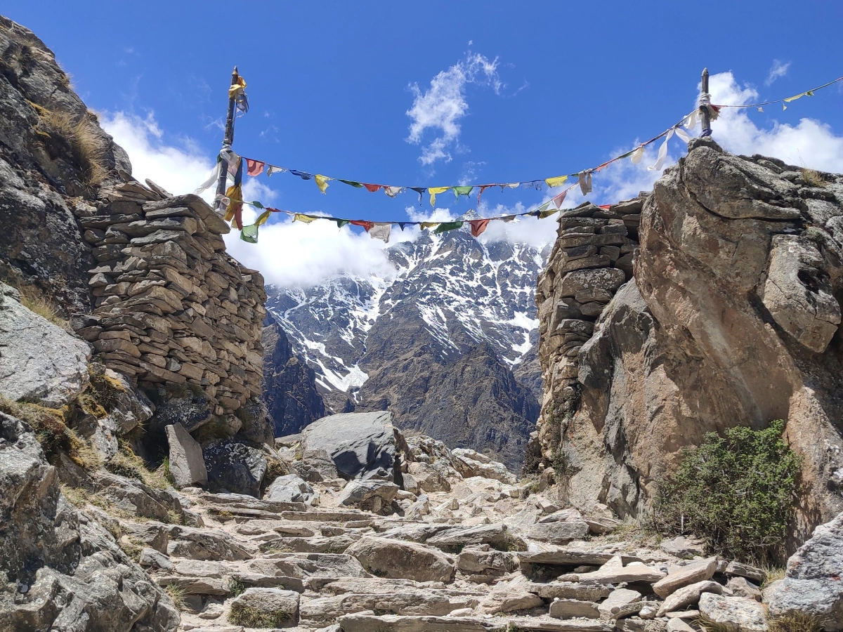 pisang-peak-from-on-the-way-to-nar