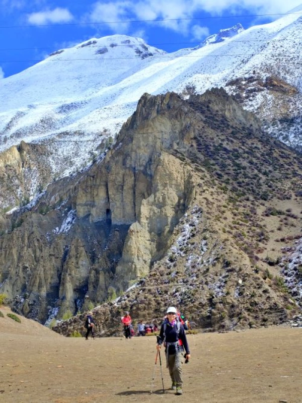 Annapurna Circuit Trek with Tilicho Lake - 13 Days