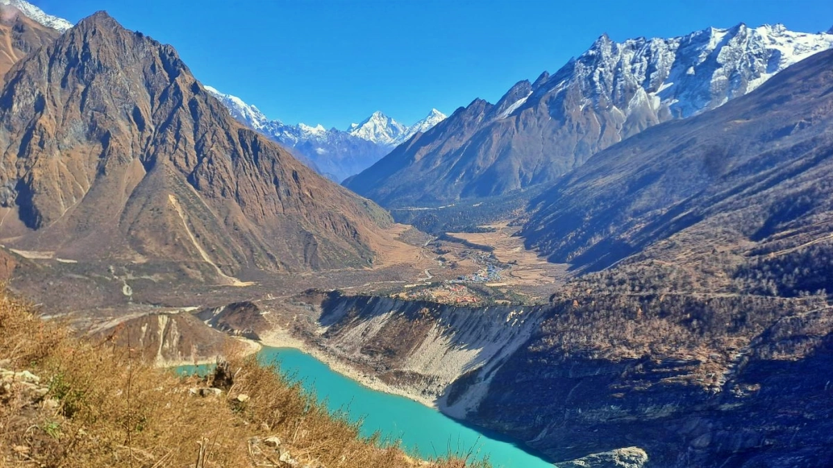 En Route to Manaslu Base Camp