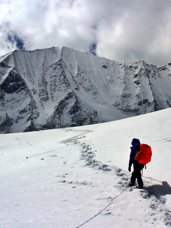 Manaslu Tsum Valley Trek - 20 Days