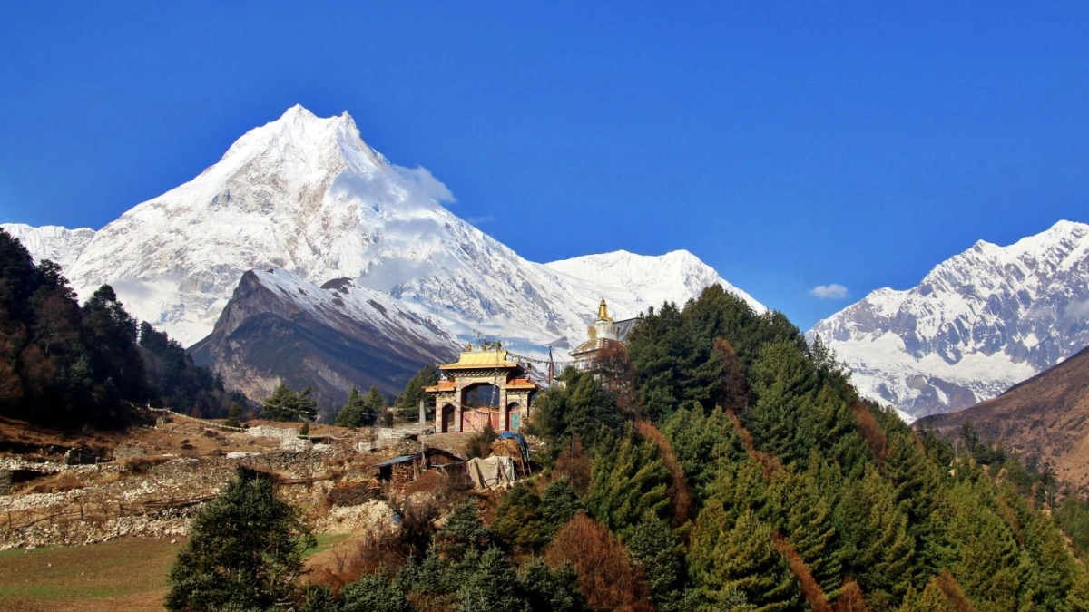 Manaslu Circuit Trek